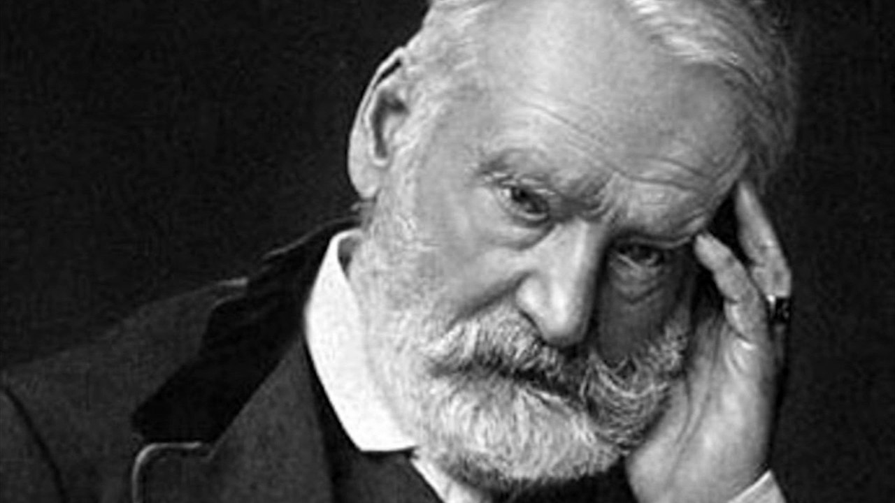 Victor Hugo - Le Mot - Lacaze – Recueil de poésies "Toute la lyre" — Bibliothèque Clé — www.le-livre-cle.fr — © CLE