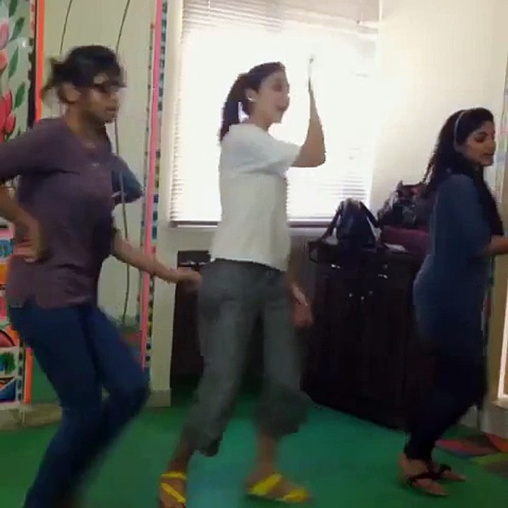 Urwa Hocain Dance