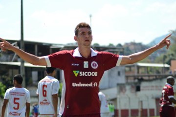 Zagueiro da Desportiva que está no Flamengo fala sobre base grená