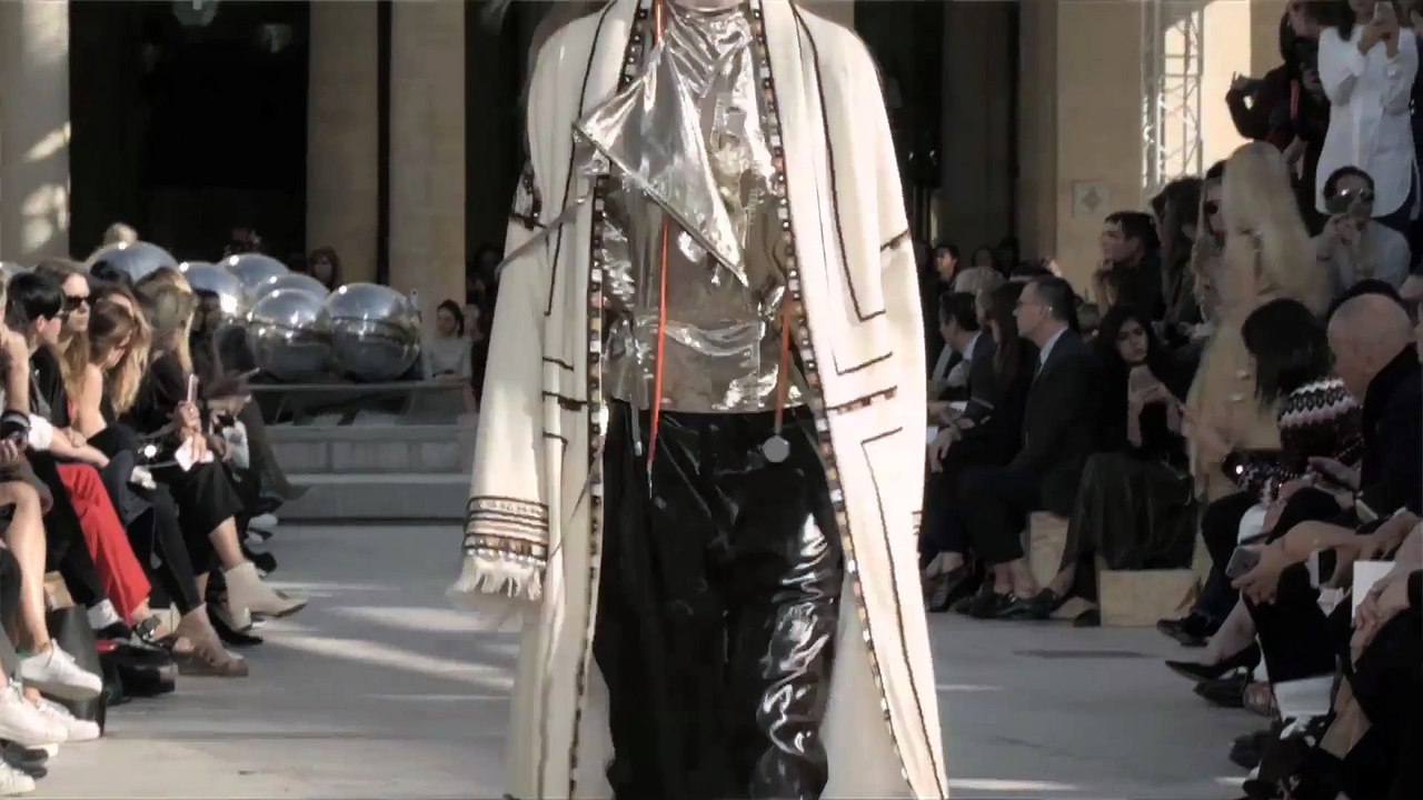 Le défilé Isabel Marant printemps-été 2016