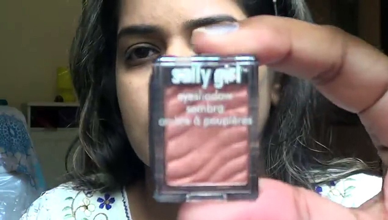 Dussehra Navratri Durga Pooja Makeup Indian Saree Outfit & makeup for Brown Tan Olive Deep skin