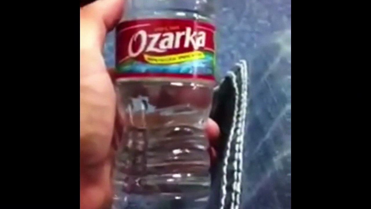 Boire 1 litre d'eau en 1 seconde sans renverser ! OU PAS MDR !
