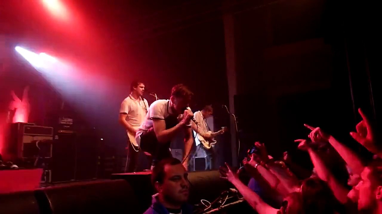 Kraftklub - Songs für Liam Live in Erfurt 25.10.2012