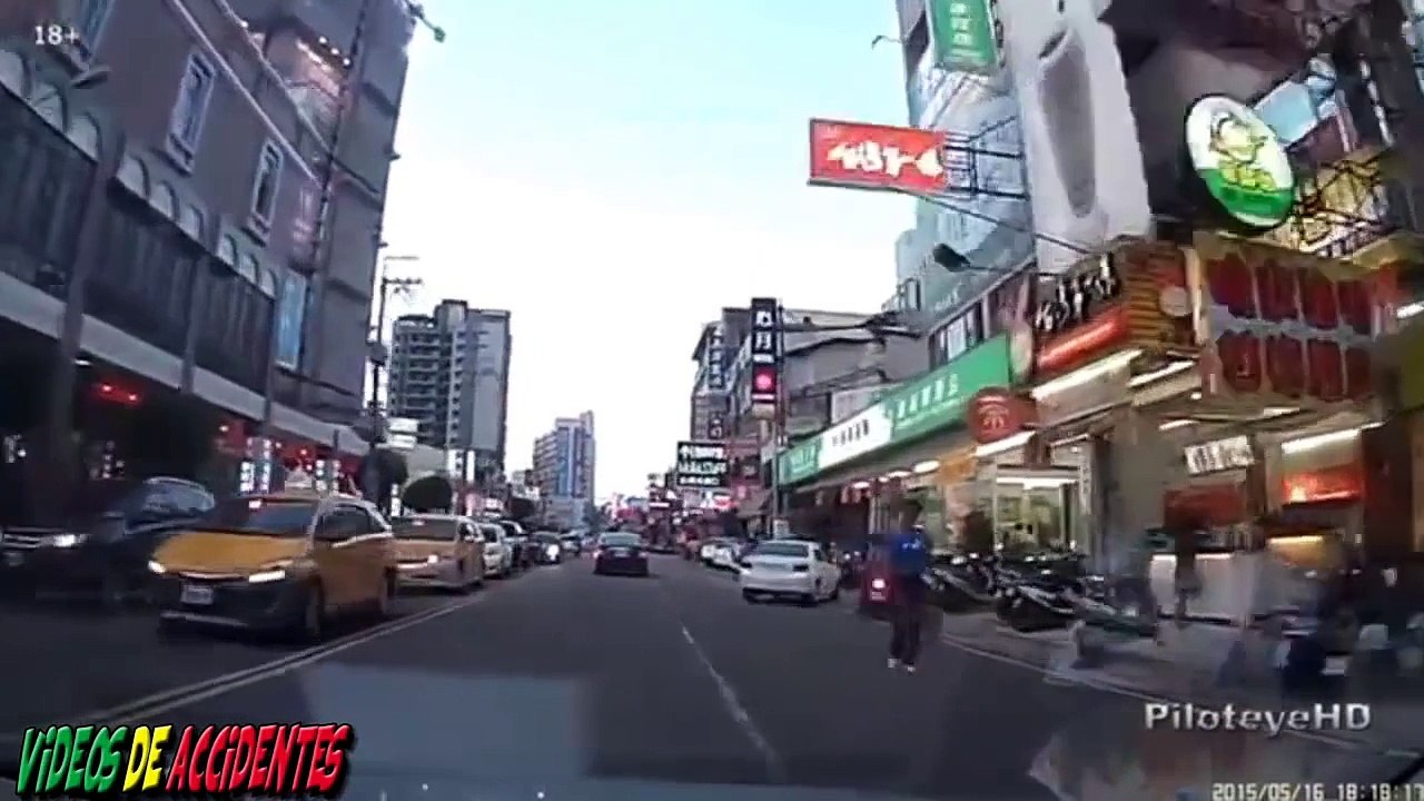 Accidentes Fatales de MOTO SORPRENDENTES!! EN VIVO