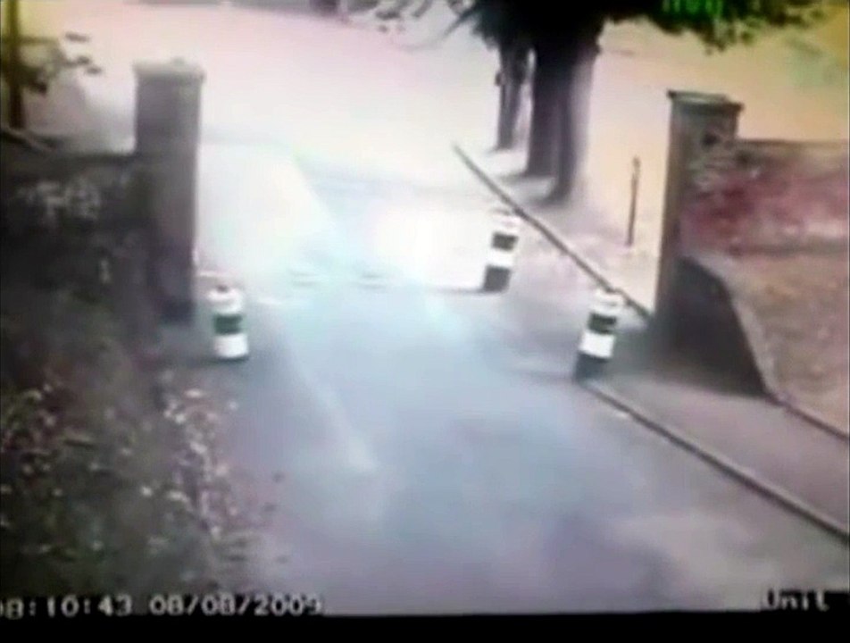 REAL GHOST VIDEOS Real ghost caught on tape at Dover Castel Ghosts videos caught on tape S