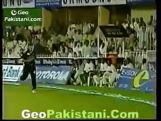 Shahid Afridi 27 runs in 5 balls