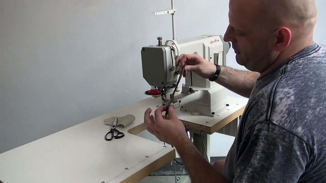 Pfaff 335 type Small cylinder bed sewing machine with horizontal hook