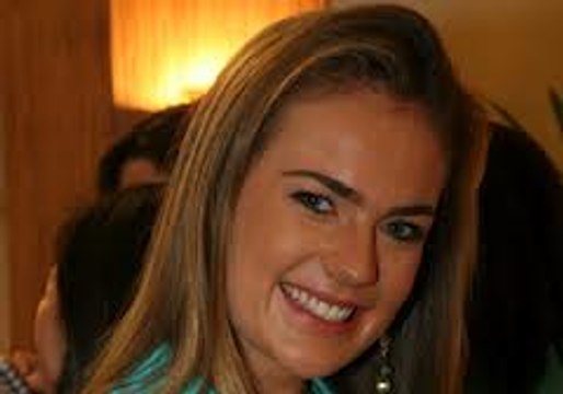 AMIGAS E RIVAIS BR - Helena e Nicole saem no tapa