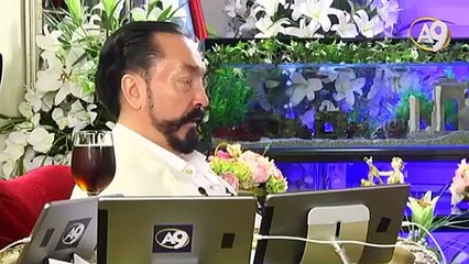 Peygamberimiz (sav) Hz. Mehdi (as) elini uzattığında eli göz kamaştırıcı beyazlık şeklinde görüneceğini bildirmiştir.