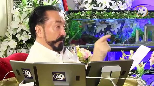 Peygamberimiz (sav) Hz. Mehdi (as) tebliğ yapmaya başladığında insanların şuursuzca ondan kaçacağını bildirmiştir.