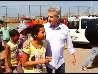 APESAR DE CRISE FINANCEIRA