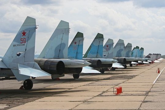 Russian jets pound Syrian provinces in fresh wave of attacks