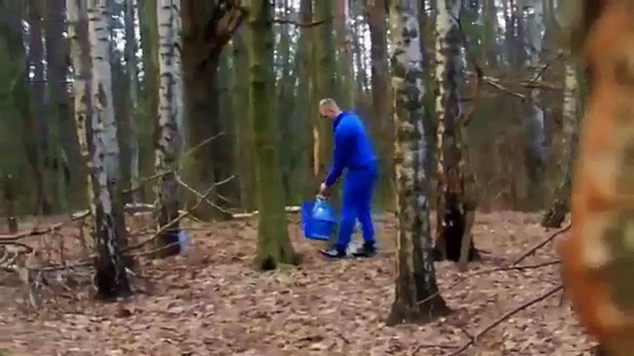 Scary Prank In The Forrest - VideosMunch