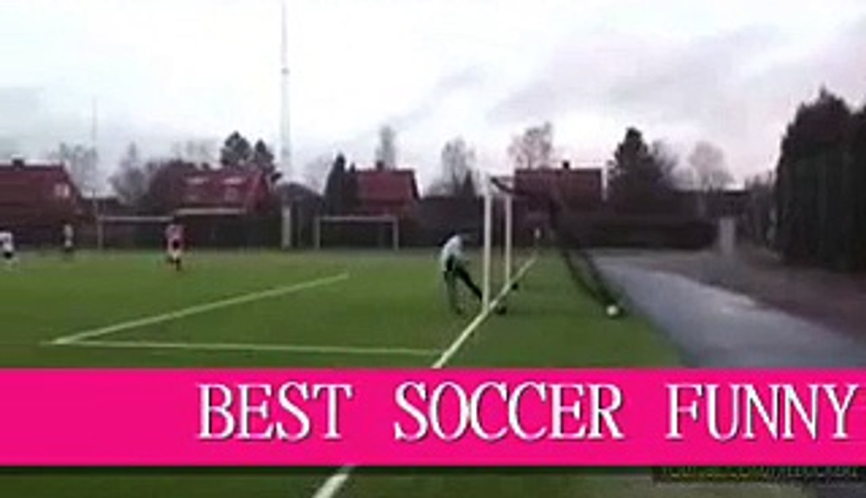 Best Football Funny Moments - Golden Boot