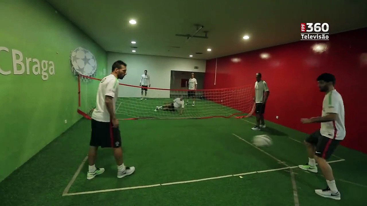 Ricardo Quaresma Ayak Tenisi Oynarsa (Portekiz Milli Takımı)