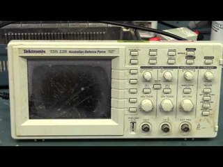 EEVblog #690 - TDS220 Oscilloscope Autopsy