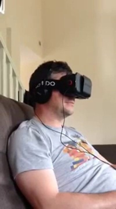 Guy freaks out playing terror VR game Insidious.. So Funny to See!