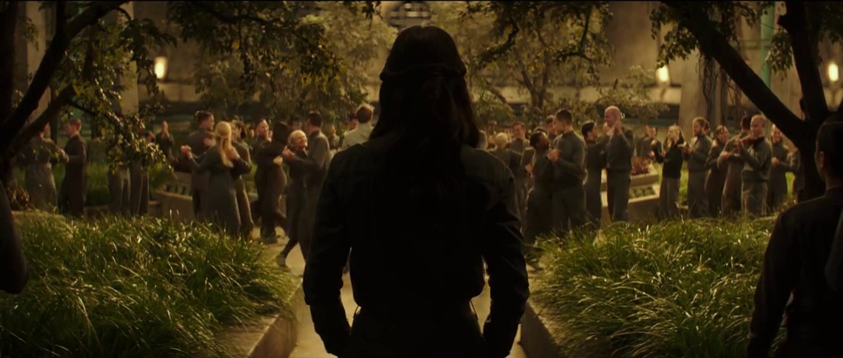 Hunger Games - La Révolte : Partie 2 (2015) - Bande Annonce Finale [VOST-HD]