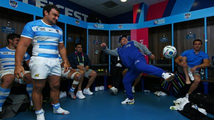 Diego Maradona does keepie uppies with a rugby ball?