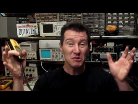 EEVblog #82 - 10th Anniversary of GPS & Geocaching thanks to Bill Clinton