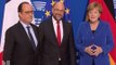 L'arrivée de Hollande et Merkel au Parlement Européen