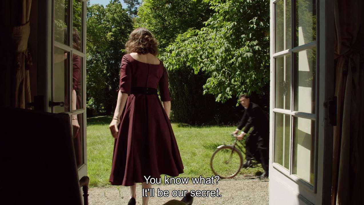 Fou d'amour / Fou d'amour (2015) - Trailer (English Subs)