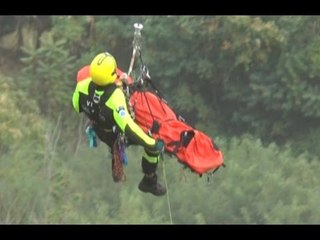 Monte di Procida (NA) - Auto in una scarpata, muore una ventenne (06.10.15)