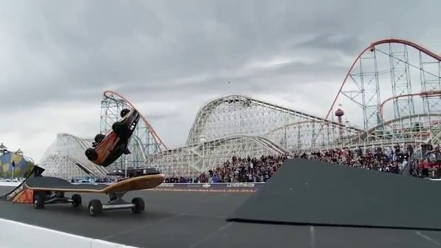 Amazing 6 Car Stunts Compilation - Flips - Jumps - Best Crazy Cars