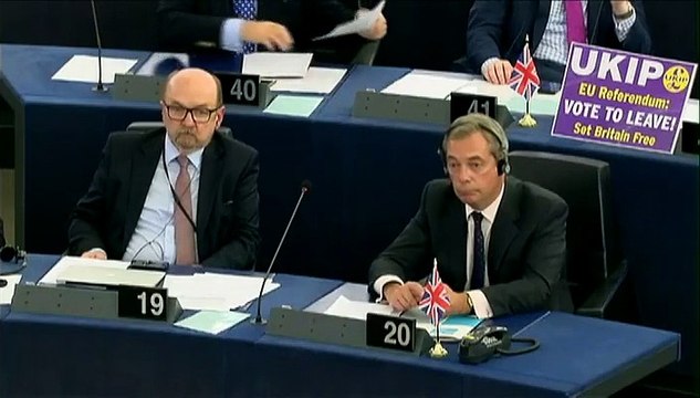 Hollande ovationné au Parlement européen après son discours contre le nationalisme et le populisme