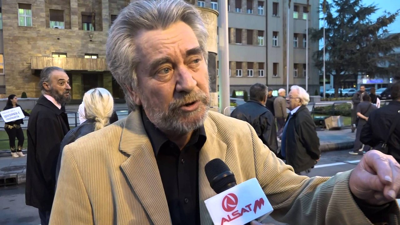 Pr/ligji për “bombat”, Lëvizja “Ajde” kundër nismës qeveritare