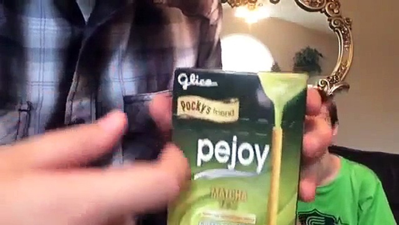 Another, Another Japanese Food Challenge!? (EXCUSE THE QUALITY)