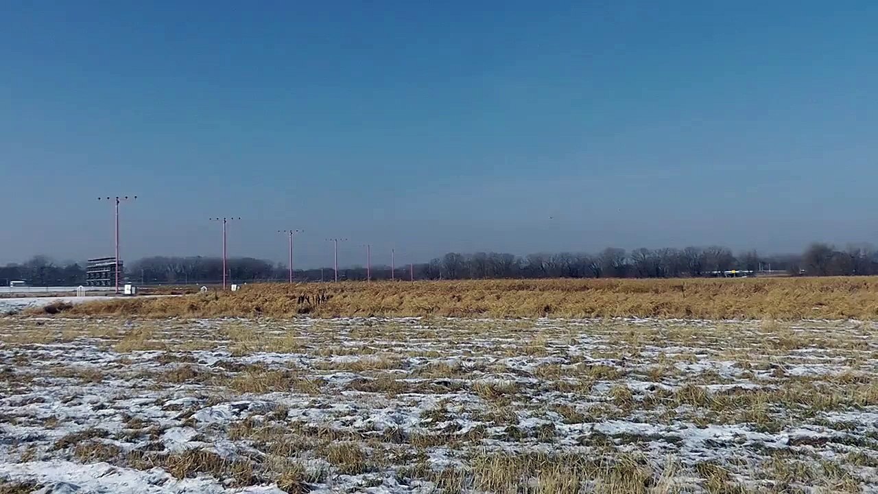 Delta Airlines B757-200 Landing 12R at Minneapolis International Airport