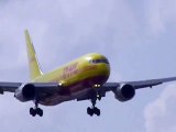 boeing 757 DHL crosswind landing on short runway miami.