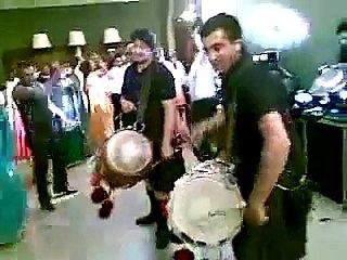 dhol players