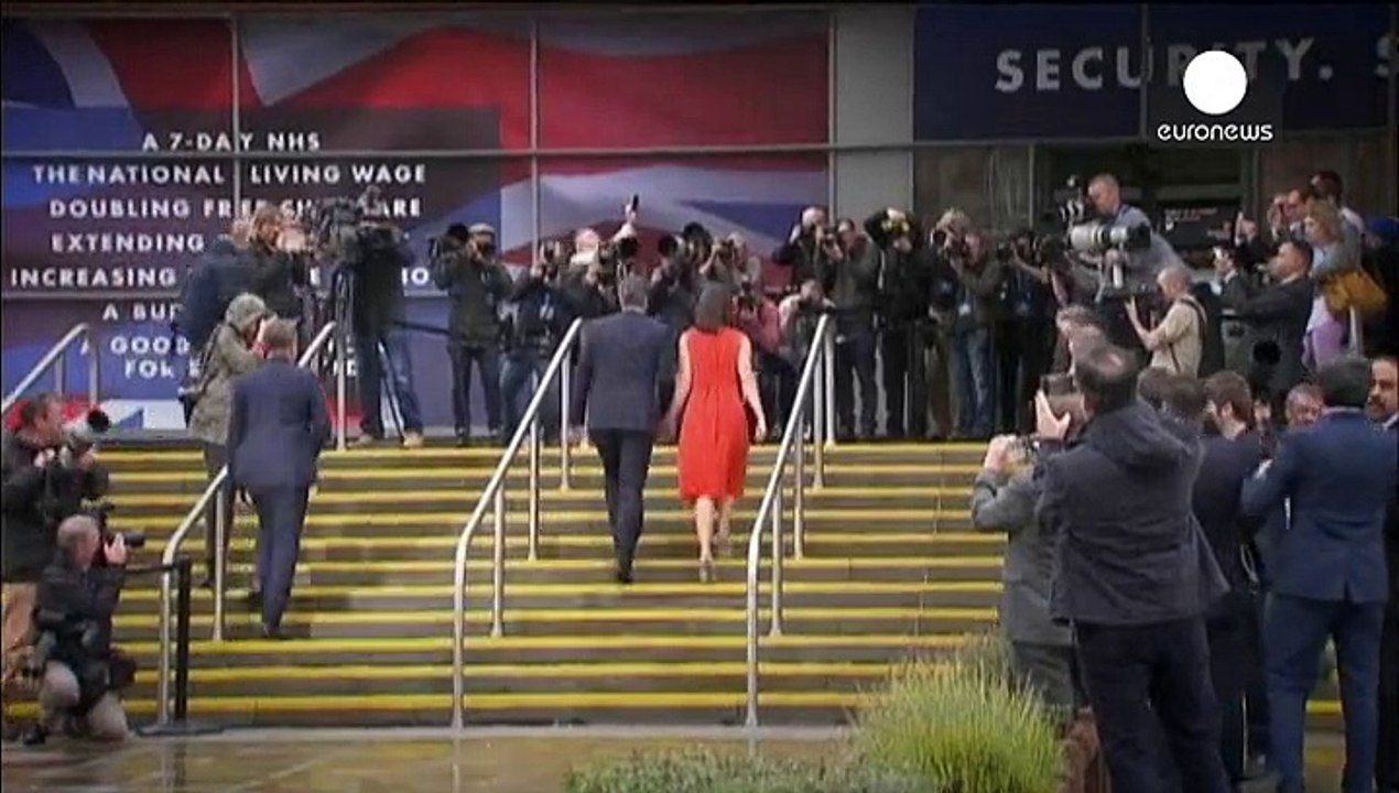 David Cameron: Verbale Breitseiten gegen EU und Corbyn