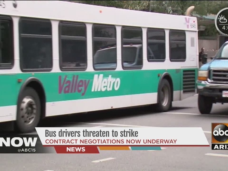 Bus drivers threaten to strike in the Valley