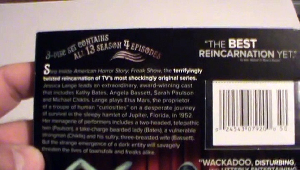 Présentation (unboxing) du coffret Blu-ray American Horror Story Freak Show