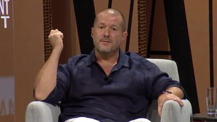 The New Establishment - Jony Ive Reacts to Movie Portrayals of "Steve Jobs"