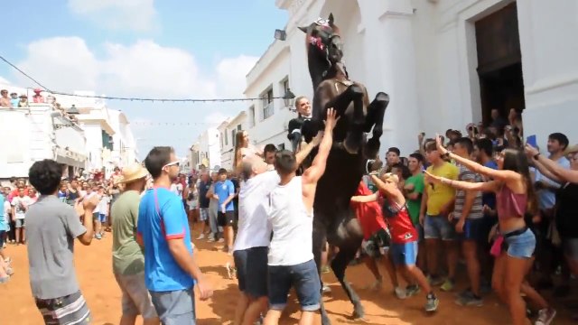 DOM.30-8-15: LA FESTA DI SANT LUIS NEL 4 GIORNO SULL'ISOLA DI MINORCA IN SPAGNA.