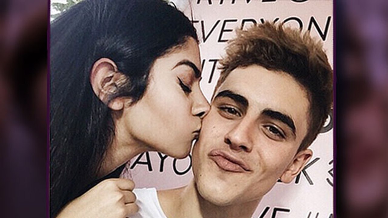 Sridevi's Daughter's KISSING Picture Leaked