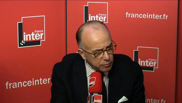 Bernard Cazeneuve : F. Hollande a montré à l'Europe toute entière que M. Le Pen n'était pas la France