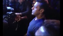 Angry Salman Khan's FIGHT With Photographers - HDEntertainment