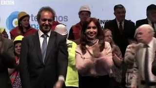 Argentina's dancing president becomes internet hit - BBC News