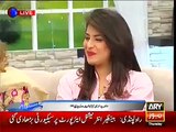 Actress Amna Badly Making Fun Of Hazma Ali Abbasi