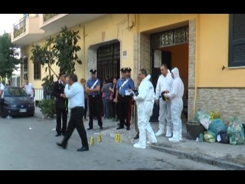 Afragola (NA) - Anziana trovata morta in casa, legata e imbavagliata (07.10.15)