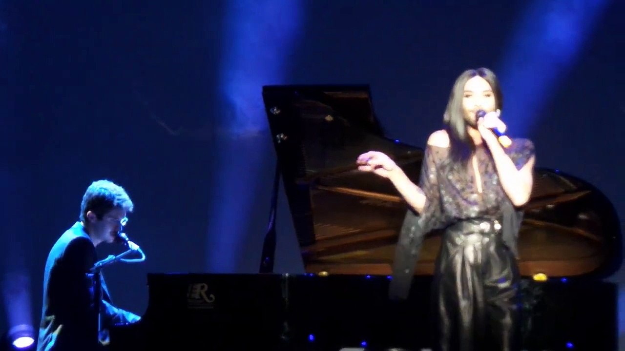 Conchita - Benefiz Gala Wider die Gewalt - Wien, 5.10.2015 - YAU, WHATGMG, RLAP