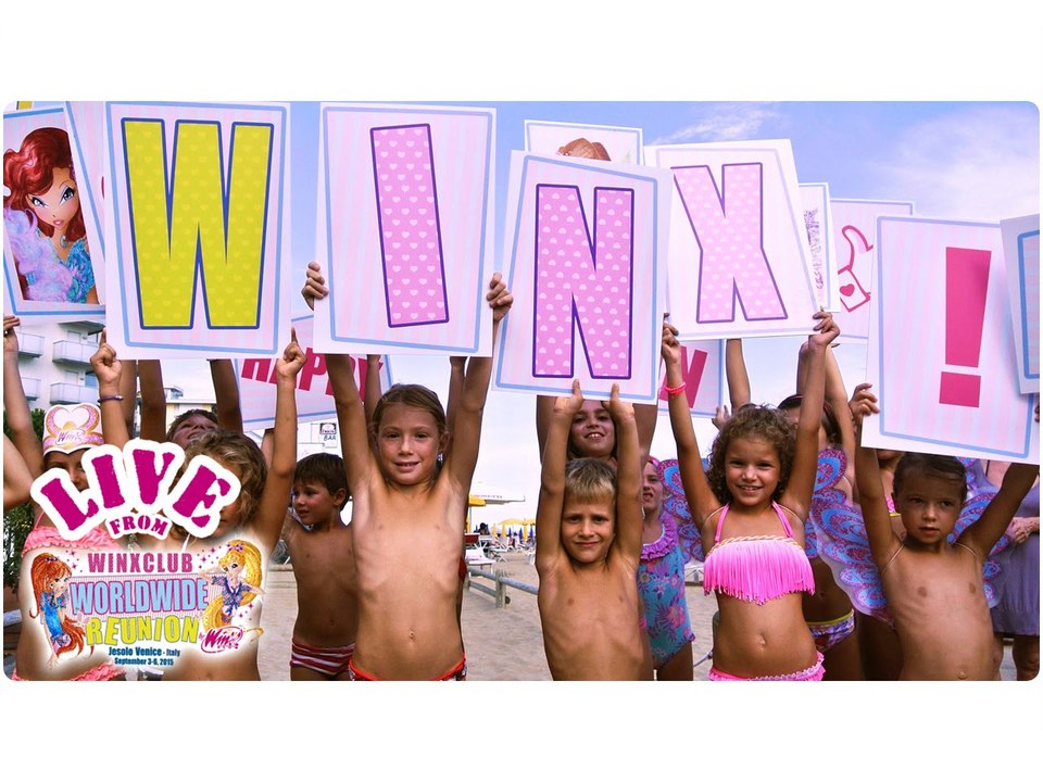 Winx Worldwide Reunion - In spiaggia con le Winx!