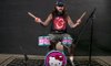 Mike Portnoy détruit une batterie Hello Kitty pour enfant