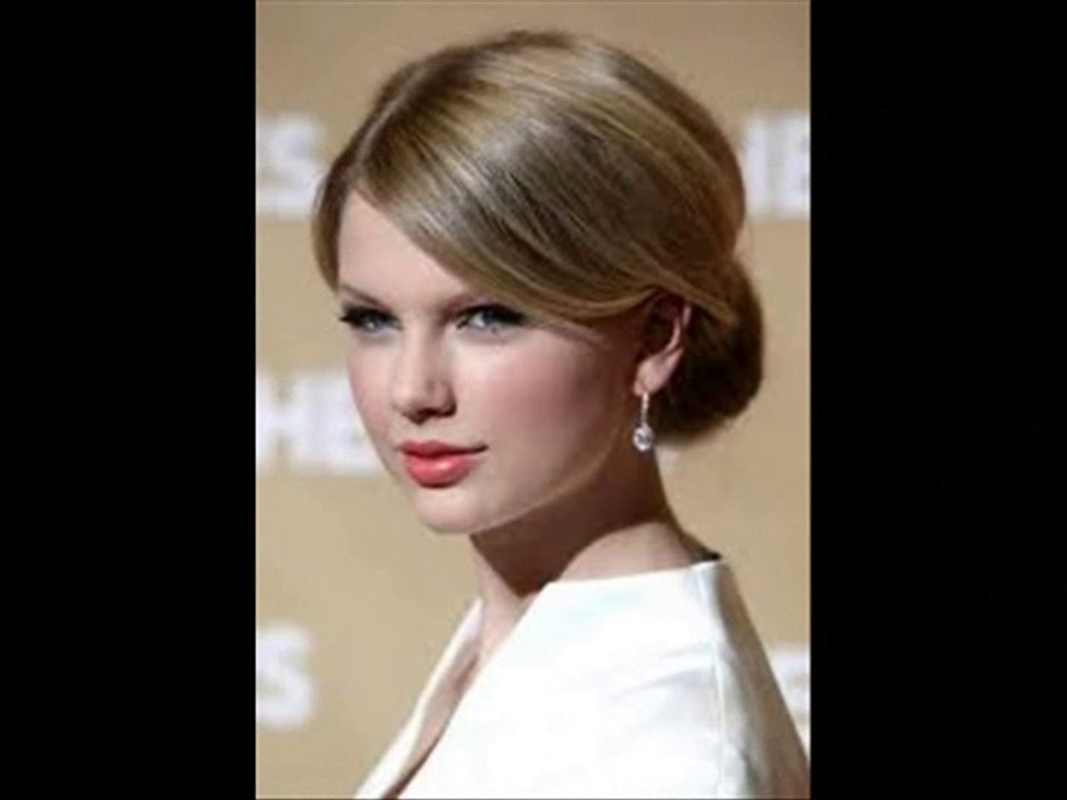 Chanson LA CAISSIERE DU GRAND CAFE