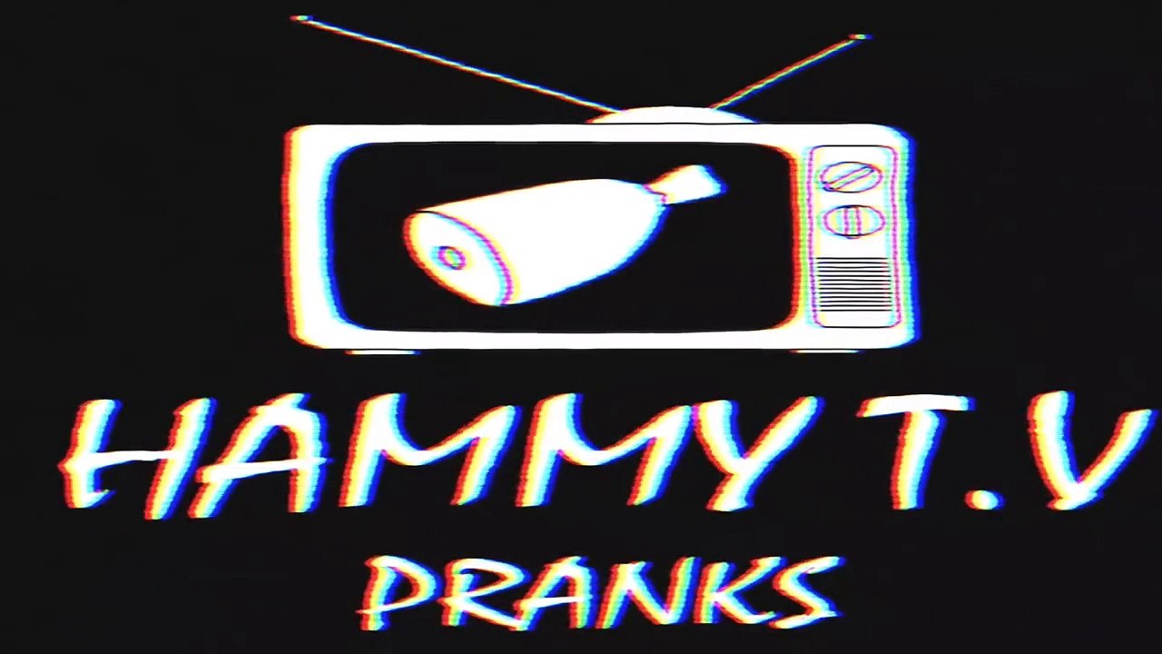 Blind Guy Leaf Blower Prank (GONE SEXUAL) GIRL FLASHES BOOBS Best Pranks 2015